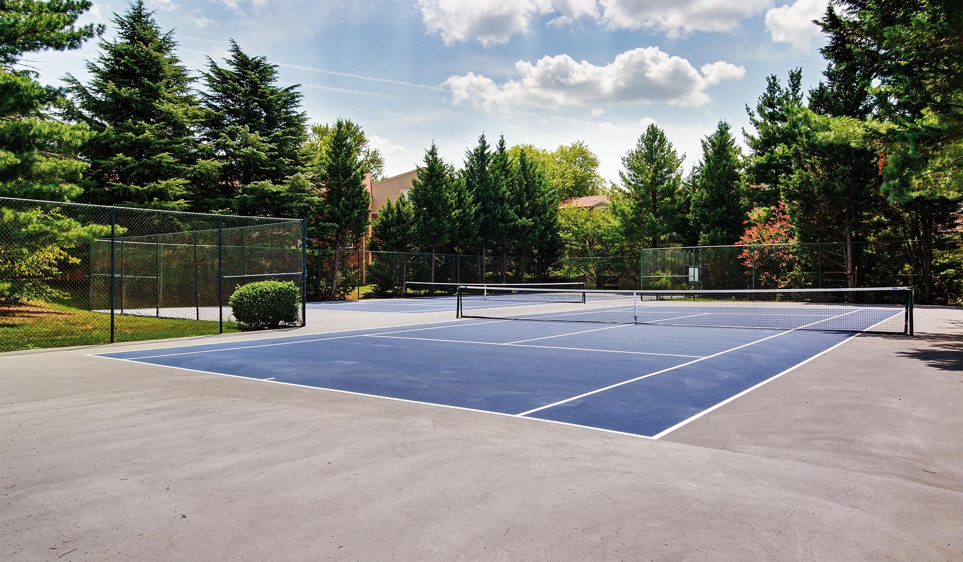 Foxchase Apartments Tennis Courts